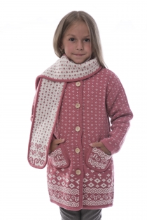 Пальто детское вязаное с шарфом розовое